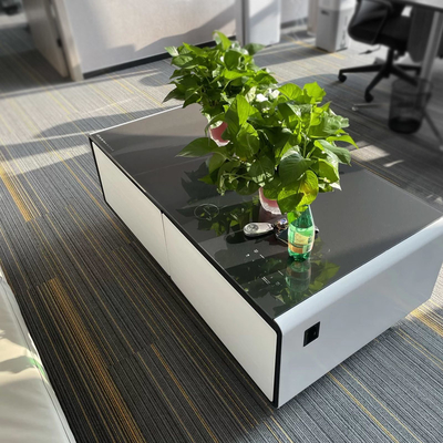 무선 충전 및 USB 타입-C 포트 테이블과 함께 100-149L 용량의 스마트 냉장고