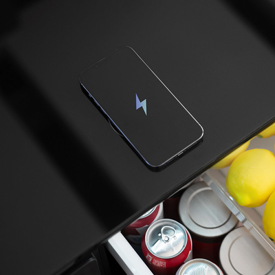 110v/220v 60Hz/50Hz 전원 입력 터치 제어 냉장고 USB 매개 변수와 맥주 냉장고 테이블